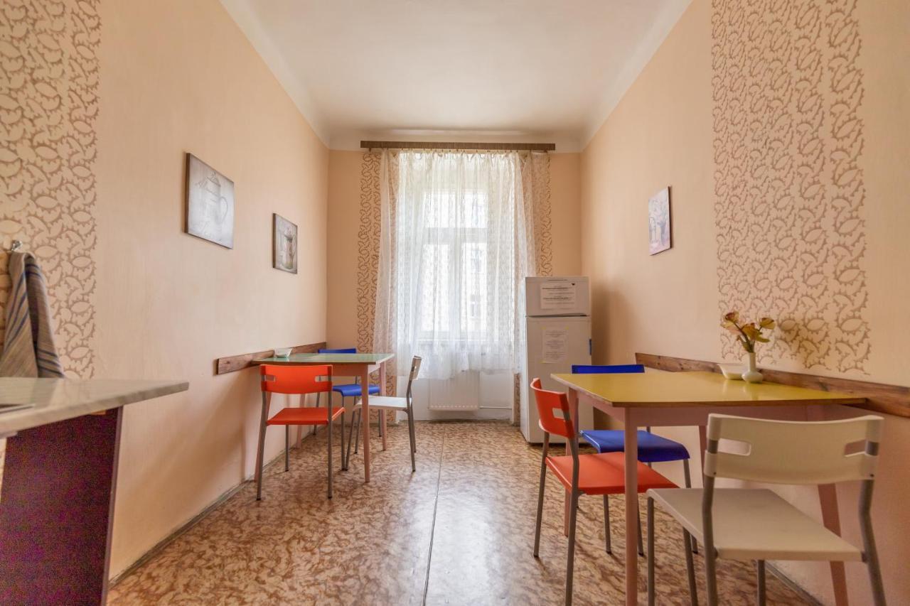 Hostel Dakura Prague Exterior photo
